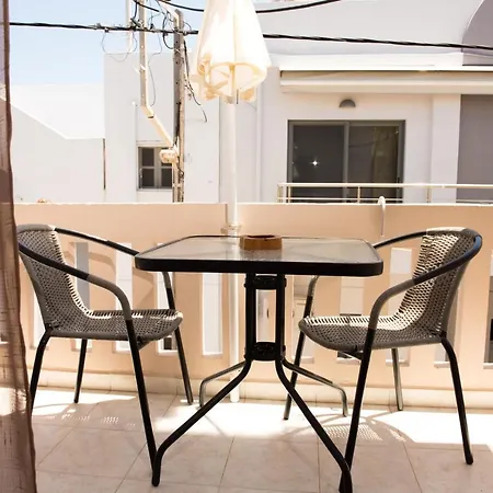 Nikos Apartment *