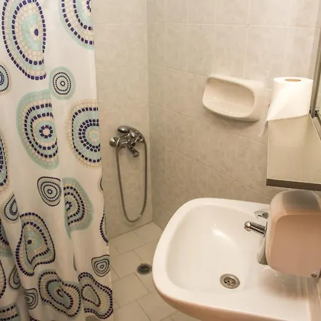 Apartment Nikos *