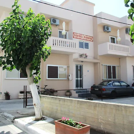 Apartment Nikos Palaiochora
